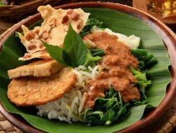 Nasi Pecel, Warisan Kuliner Jawa yang Jejaknya Terekam Sejak Abad ke-9