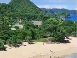 Pantai Goa Cina Malang: Formasi Karang Dramatis dan Legenda yang Bikin Penasaran