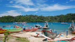 Pantai Sendang Biru Malang: Gerbang Menuju Pulau Sempu dan Surga Snorkeling di Malang Selatan