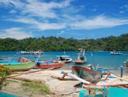 Pantai Sendang Biru Malang: Gerbang Menuju Pulau Sempu dan Surga Snorkeling di Malang Selatan