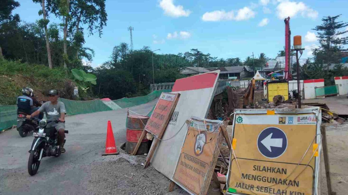 Proyek Jalan Godanglegi – Balekambang Capai 70 Persen, Penutupan Sementara Disiapkan Demi Percepatan