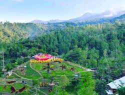 Coban Rais Batu: Air Terjun 20 Meter Berpanorama Hijau yang Kini Punya 35 Spot Foto