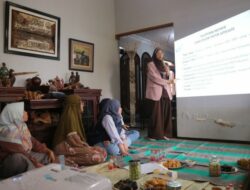 Pelatihan Affiliate Marketing Polinema Dorong Ibu PKK Landungsari Melek Digital