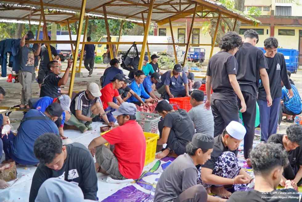 Universitas Negeri Malang Tingkatkan Kurban Idul Adha untuk Perkuat Kepedulian Sosial Universitas Negeri Malang Tingkatkan Kurban Idul Adha untuk Perkuat Kepedulian Sosial