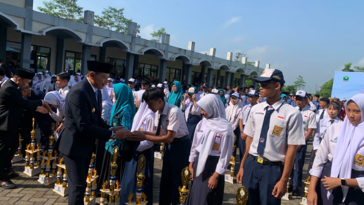 Hardiknas 2026 Digelar di Sekolah, Wali Kota Malang Tegaskan Arah Pendidikan Berkualitas