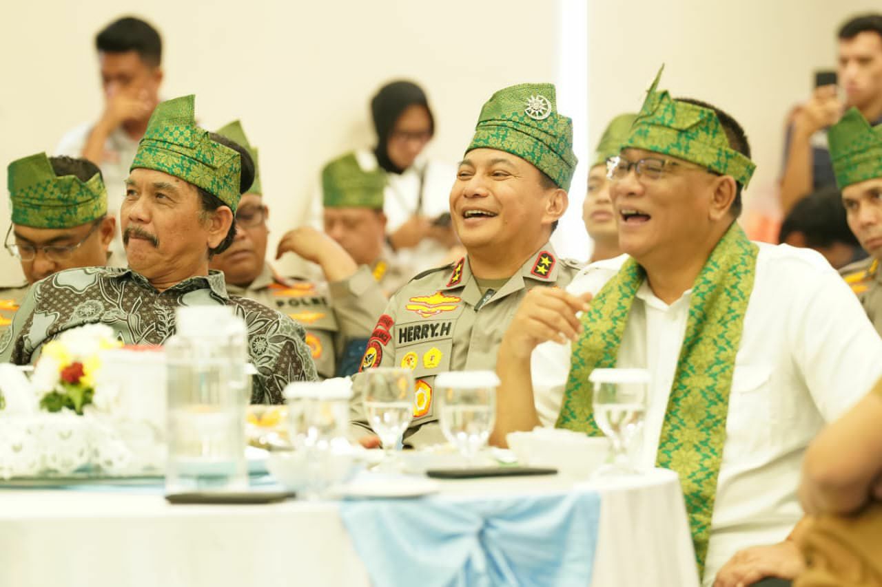 Menteri LH Dorong Green Policing Polda Riau Diadopsi Secara Nasional
