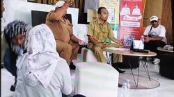 Pedagang Semambung Datangi Kantor PU SDA Gresik, Soroti Dasar Penertiban Kios