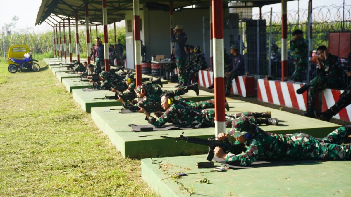 Prajurit Diasah Tempur, Lanud Abdulrachman Saleh Gelar Latihan Menembak Semester II