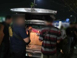 Kejar Minibus Silver di Karanglo, Bea Cukai Malang Gagalkan Peredaran 183.800 Batang Rokok Ilegal