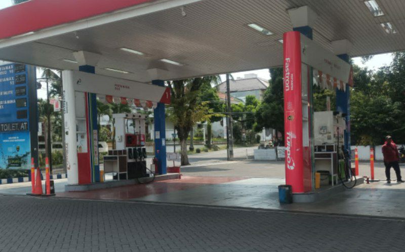 Pelaku Bermotor Gasak Rp3,9 Juta di SPBU Tidar Malang, Polisi Ungkap Nopol Ditutup Isolasi Pelaku Bermotor Gasak Rp3,9 Juta di SPBU Tidar Malang, Polisi Ungkap Nopol Ditutup Isolasi