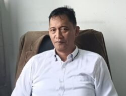 Pelemahan Rupiah Tembus Rp17 Ribu, Pakar UB Minta Publik Tak Terjebak Kepanikan