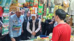 Khofifah Temukan Beras SPHP dan MinyakKita Hilang dari Pasar di Kota Malang