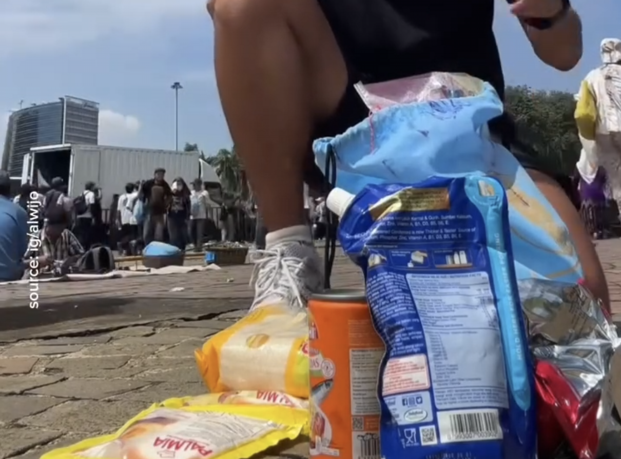 Pemuda Bagikan Pengalaman Dapat Sembako Saat May Day di Monas, Singgung Pengalihan Isu Perjuangan