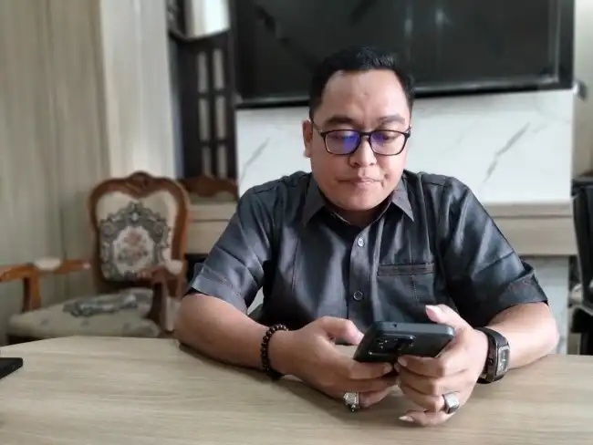 DPRD Kota Malang Minta Program Seragam Gratis Tepat Sasaran untuk Siswa Miskin DPRD Kota Malang Minta Program Seragam Gratis Tepat Sasaran untuk Siswa Miskin