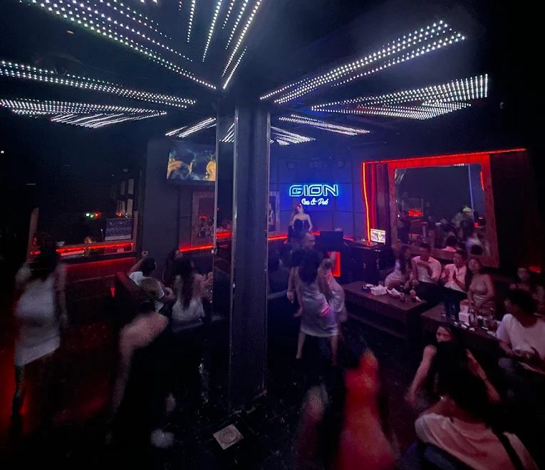 Gion Spa Surabaya Masih Beroperasi di Tengah Dugaan TPPO dan Eksploitasi Anak Gion Spa Surabaya Masih Beroperasi di Tengah Dugaan TPPO dan Eksploitasi Anak