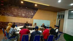 Guru Besar UB Soroti Pengaturan Celah Energi Material 2D, Kepala BPS Kota Malang Tekankan Pentingnya Data untuk Pembangunan Guru Besar UB Soroti Pengaturan Celah Energi Material 2D, Kepala BPS Kota Malang Tekankan Pentingnya Data untuk Pembangunan