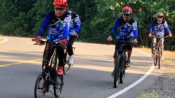 Kelompok  Gowes W 007 Jelajahi JLS hingga Pantai Balekambang Bersama Nasdem Kota Malang