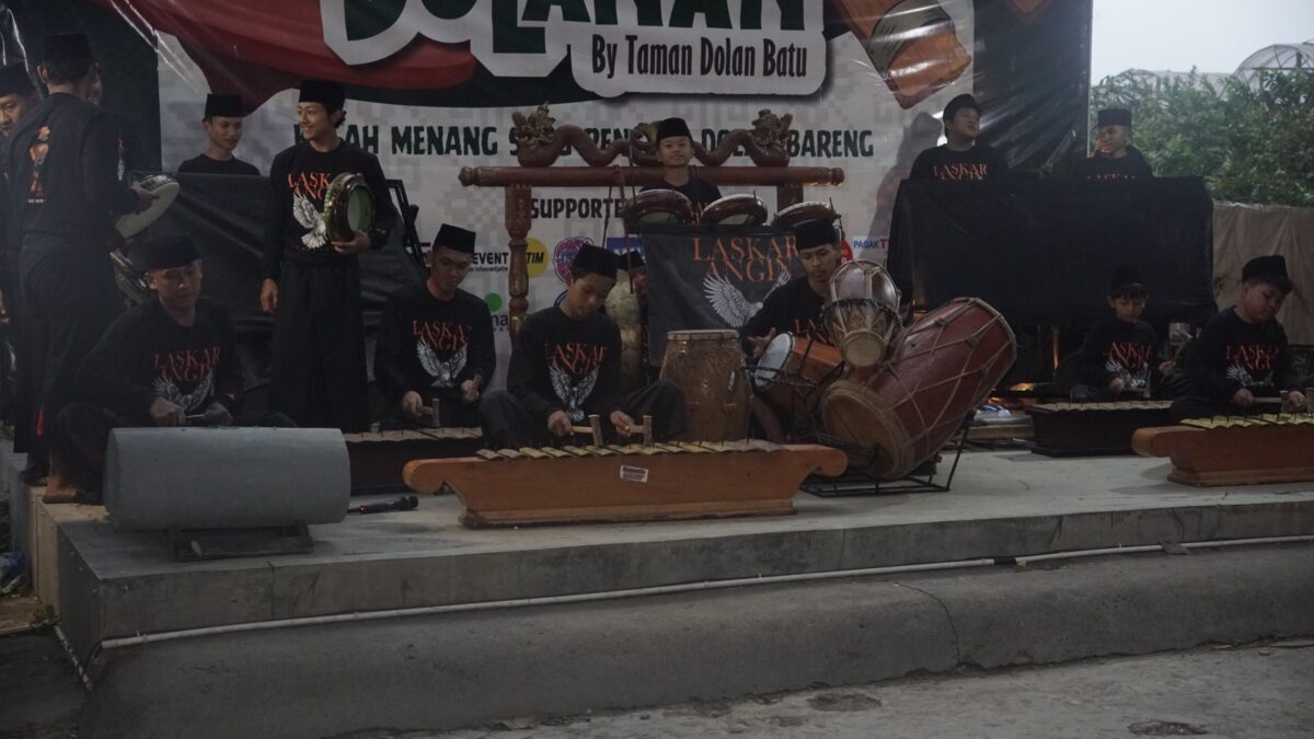 Festival Dolanan Hidupkan Kembali Permainan Tradisional 