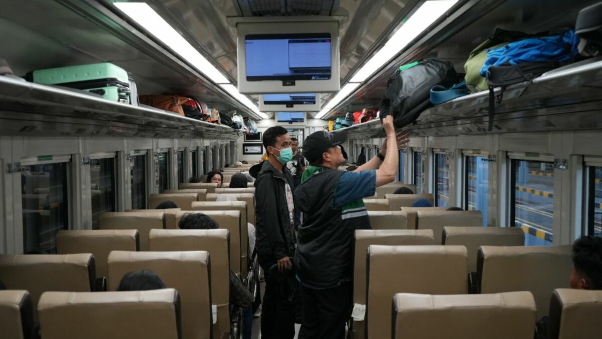 Penumpang Kereta dari Malang Tembus 192 Ribu Orang, KAI Optimistis Libur Sekolah Dongkrak Mobilitas Penumpang Kereta dari Malang Tembus 192 Ribu Orang, KAI Optimistis Libur Sekolah Dongkrak Mobilitas