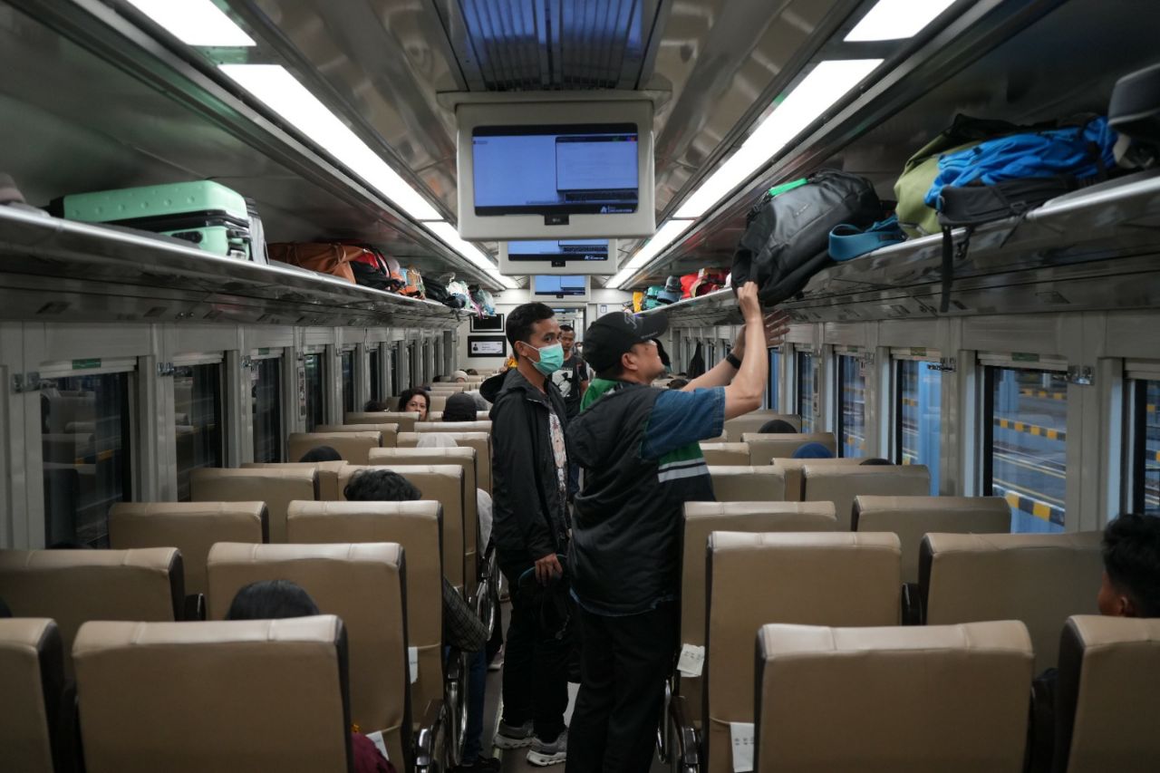 Penumpang Kereta dari Malang Tembus 192 Ribu Orang, KAI Optimistis Libur Sekolah Dongkrak Mobilitas Penumpang Kereta dari Malang Tembus 192 Ribu Orang, KAI Optimistis Libur Sekolah Dongkrak Mobilitas