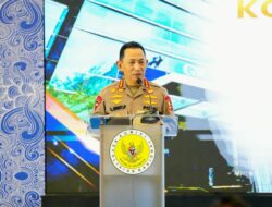 Kapolri Minta Kompolnas Perkuat Pengawasan, Tegaskan Kritik Publik Jadi Bahan Evaluasi Polri