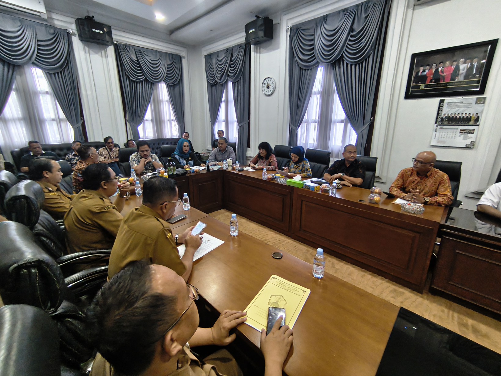 Izin Dipertanyakan, Aston Malang Hadapi Desakan Penghentian Aktivitas