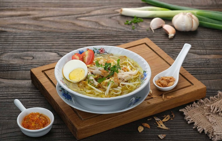 Rekomendasi Sarapan di Malang Cocok untuk Awali Senin Pagi, dari Pecel Legendaris hingga Rawon Ikonik Rekomendasi Sarapan di Malang Cocok untuk Awali Senin Pagi, dari Pecel Legendaris hingga Rawon Ikonik