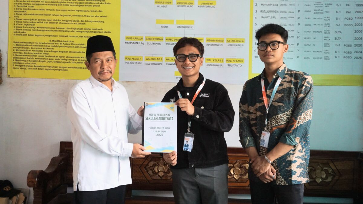 Dari Botol Bekas hingga Modul Lingkungan, FBD Arcapada 2026 Dorong MI Anbaul Ulum Menuju Sekolah Adiwiyata Dari Botol Bekas hingga Modul Lingkungan, FBD Arcapada 2026 Dorong MI Anbaul Ulum Menuju Sekolah Adiwiyata