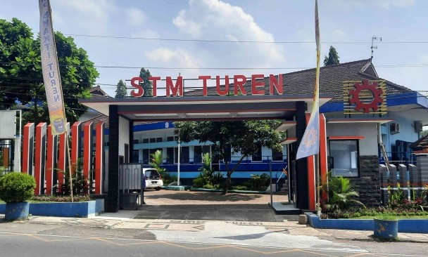 Sengketa SMK STM Turen Memanas, YPTT Minta Tersangka Mulyono Segera Ditahan Sengketa SMK STM Turen Memanas, YPTT Minta Tersangka Mulyono Segera Ditahan