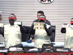 KPK Sita Uang dan Emas Rp21,2 Miliar dalam OTT Bupati Sukoharjo