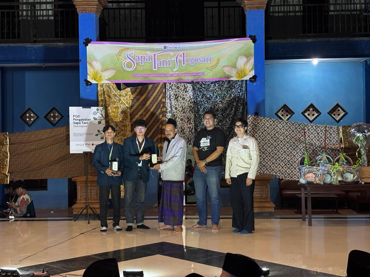 Tim Pengabdian FISIP UB Gelar Sapa Tani di Desa Argosari Malang, Dorong Petani Perkuat Kesadaran Kolektif