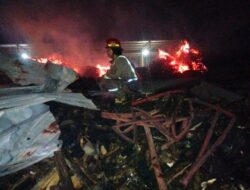 Gudang Kayu di Talangagung Terbakar, Api Cepat Membesar Dipicu Angin Kencang