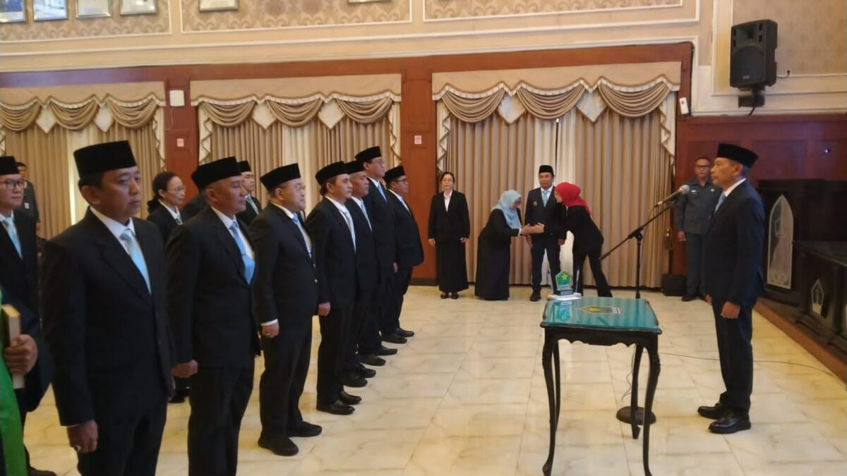 Ironi ? Mutasi di Pemkot Malang, Setelah Terkena Sanksi Etik Selingkuh Dilantik, Sekda Melorot Jadi Asisten