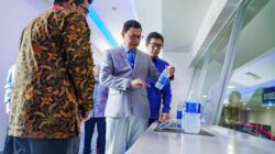 Kepala BPOM Tinjau Pabrik PT Amerta Indah Otsuka, Pastikan Manajemen Risiko Keamanan Pangan Berjalan