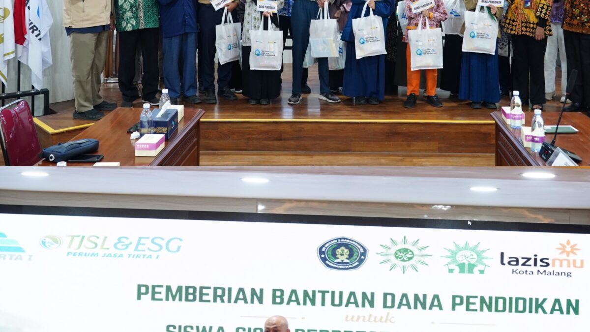 Merayakan Hari Anak Nasional, PJT I Salurkan Bantuan Dana Pendidikan kepada Puluhan Siswa