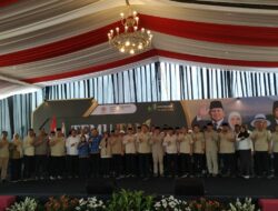 Wamentan Sudaryono Lantik Pengurus HKTI se-Jawa Timur, Tekankan Organisasi Harus Menjawab Persoalan Petani