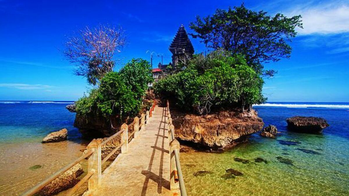 Tak Hanya Gunung Kawi, Ini 10 Lokasi di Malang yang Diselimuti Mitos Pesugihan dan Ritual Spiritual