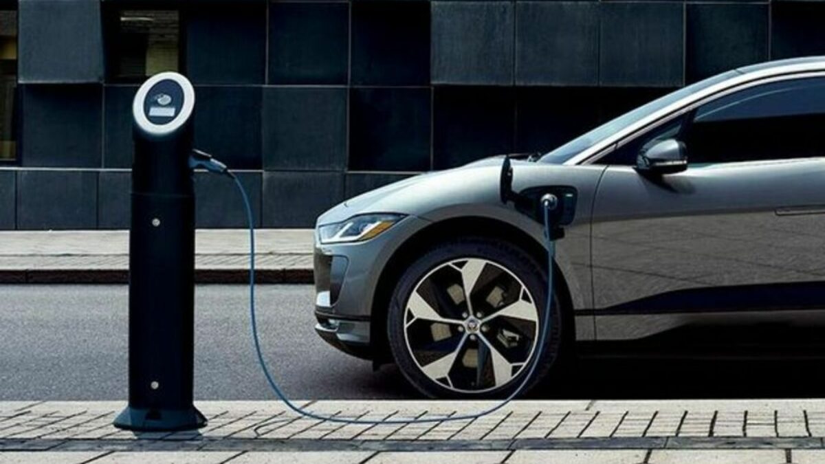 Ingin Beralih ke Mobil Listrik? Simak Hal-Hal yang Wajib Dipertimbangkan Sebelum Membeli EV