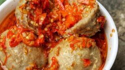 Benarkah Gemar Makan Pedas Bisa Bikin Panjang Umur?