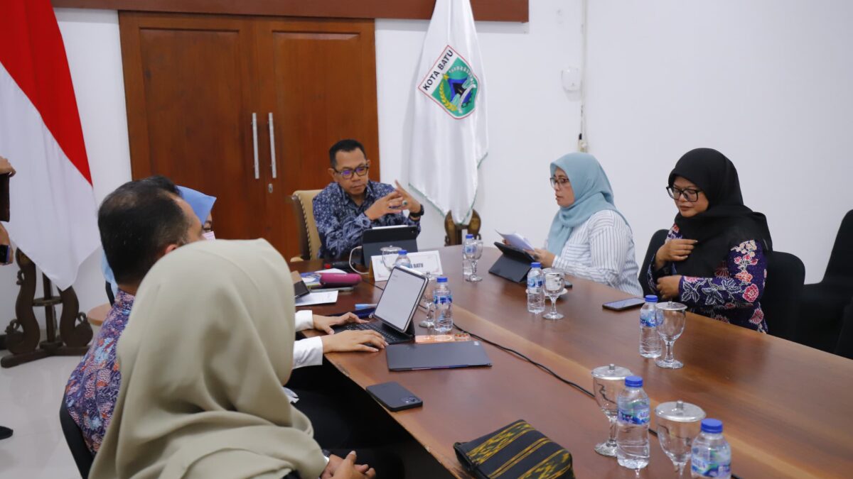 Memperkuat Pelaksanaan MBG, Walikota Batu Nurochman Mendorong UMKM Lokal Ikut Bergerak