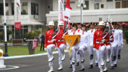 Dandim 0818/ Malang-Batu Menjadi Inspektur Upacara Penurunan Bendera HUT ke-81 RI