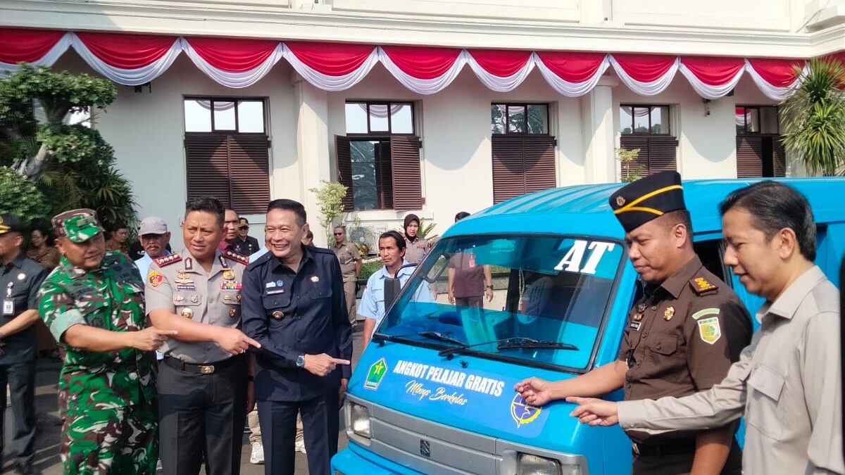 Angkutan Pelajar Gratis Resmi Diluncurkan, 66 Armada Mulai Melayani Siswa
