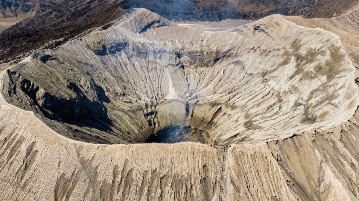 Bromo Kembali Dibuka Setelah 13 Hari Ditutup akibat Karhutla