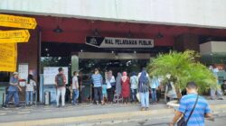Petugas Dispendukcapil Surabaya Viral Dapat Bintang 1, Pemkot Siapkan Sanksi