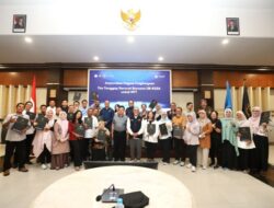 UB Beri Penghargaan Tim Tanggap Bencana yang Bertugas di NTT