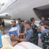 TNI AU Kerahkan Boeing 737 untuk Berangkatkan Lebih dari 2 Ton Bantuan Gempa NTT dari Lanud Abdulrachman Saleh