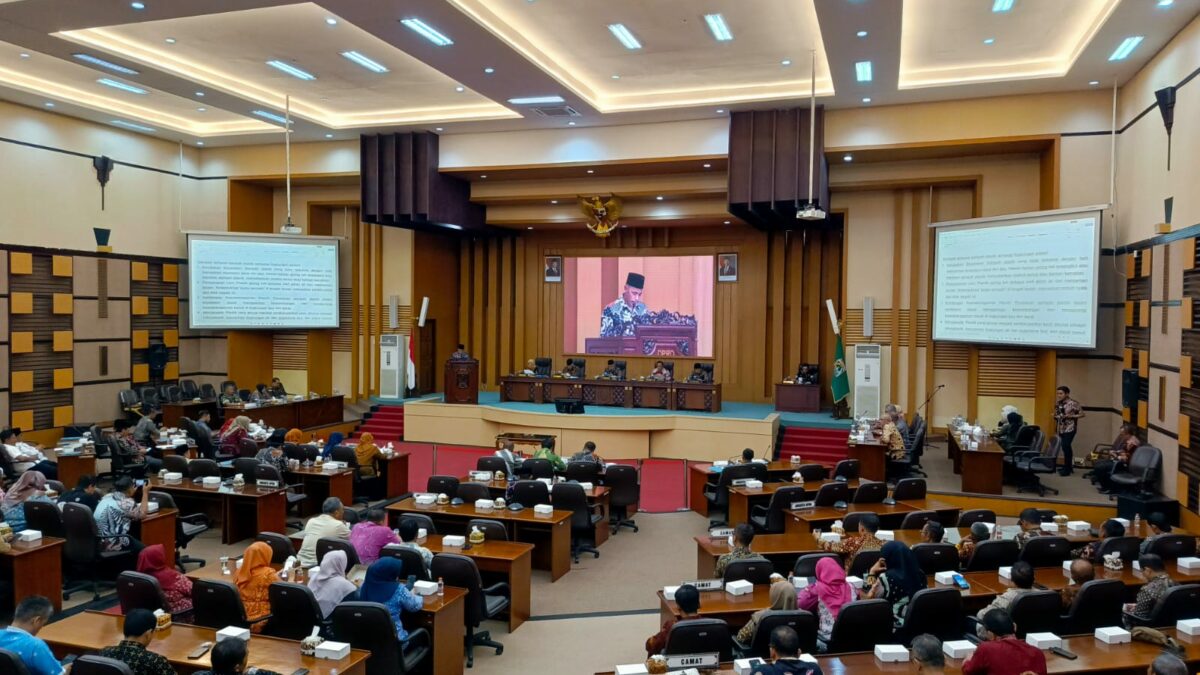 DPRD Kabupaten Malang Mengusulkan Dua Raperda Strategis, Pemkab Pastikan Perubahan APBD 2026 Tepat Sasaran