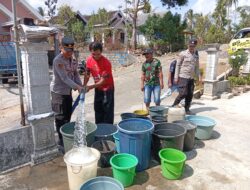 Polres Malang Salurkan 4.000 Liter Air Bersih ke Warga Terdampak Kekeringan