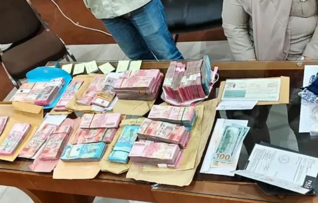 Penggeledahan KPK di Kantor Wilayah BPN Jawa Timur terkait penyidikan dugaan korupsi ATR/BPN