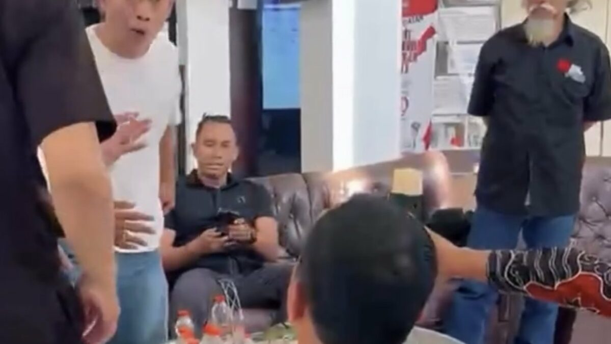 Kasus Dugaan Penganiayaan Anggota DPRD, Pak Dur Ditahan Polres Malang